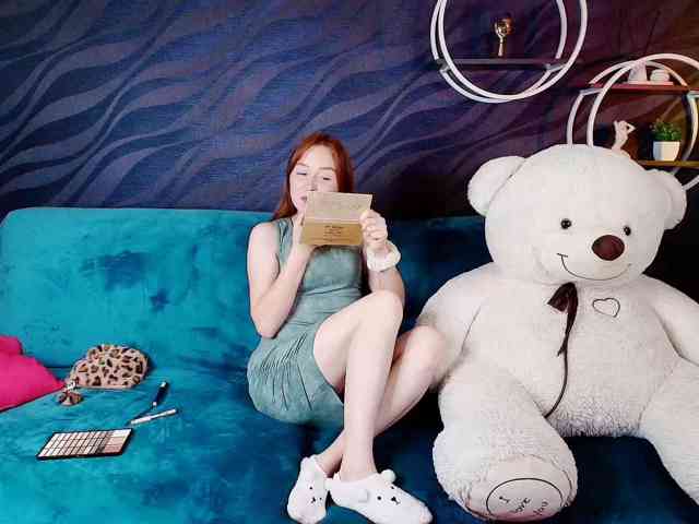 EvaHoward webcam