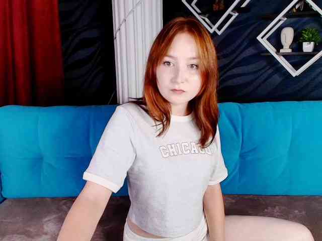 EvaHoward webcam