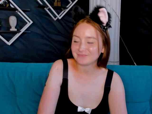 EvaHoward webcam