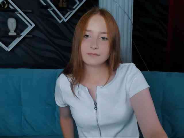EvaHoward webcam