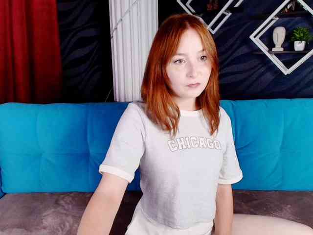 EvaHoward webcam
