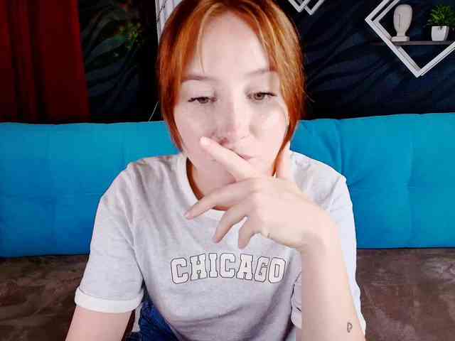 EvaHoward webcam