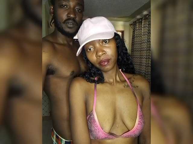 Solsinners live cam on BongaCams
