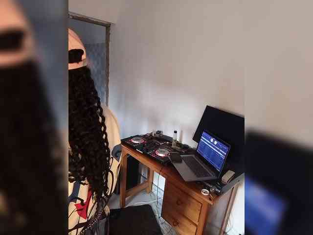 Solsinners webcam