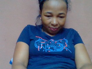Tryciah1a's Live Webcam