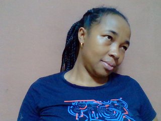 Tryciah1a's Live Webcam