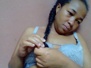 Tryciah1a's Live Webcam