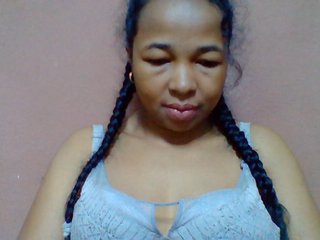 Tryciah1a's Live Webcam