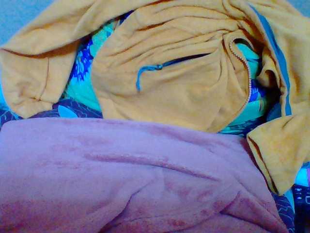 Tryciah1a live cam on BongaCams
