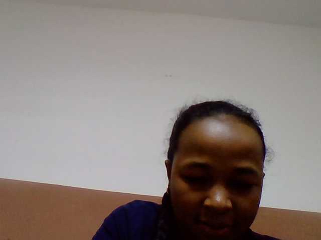 Tryciah1a live cam on BongaCams