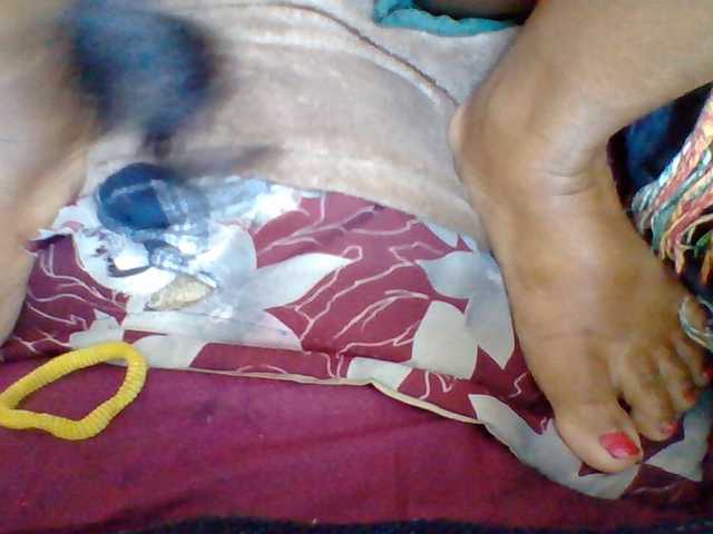 Tryciah1a webcam bongacams model stream image