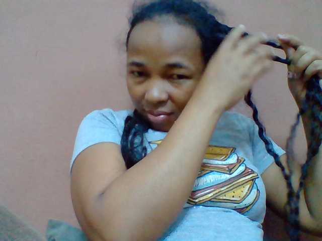 Tryciah1a live cam on BongaCams