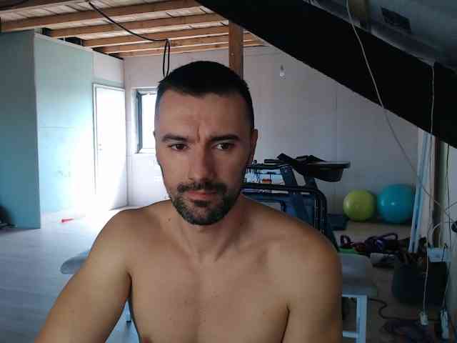Blaze19007 webcam