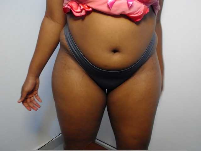 Sexybuttt live cam on BongaCams