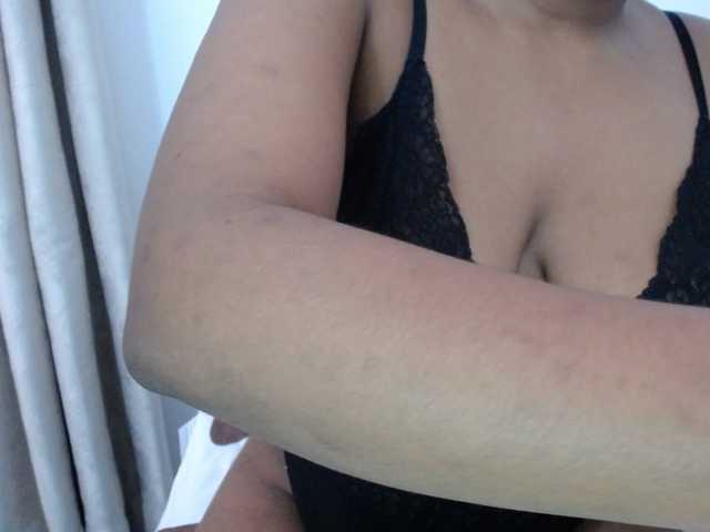 Sexybuttt live cam on BongaCams