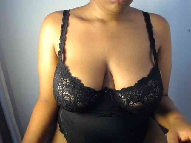 Sexybuttt webcam