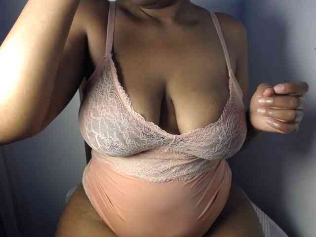 Sexybuttt webcam
