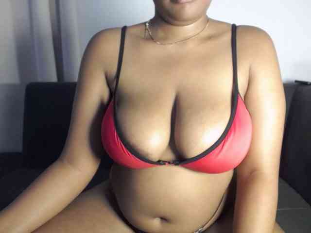 Sexybuttt webcam