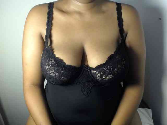 Sexybuttt webcam