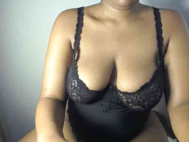 Sexybuttt webcam