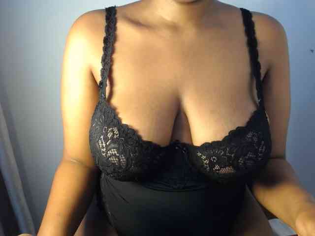 Sexybuttt webcam