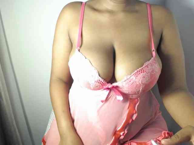 Sexybuttt webcam