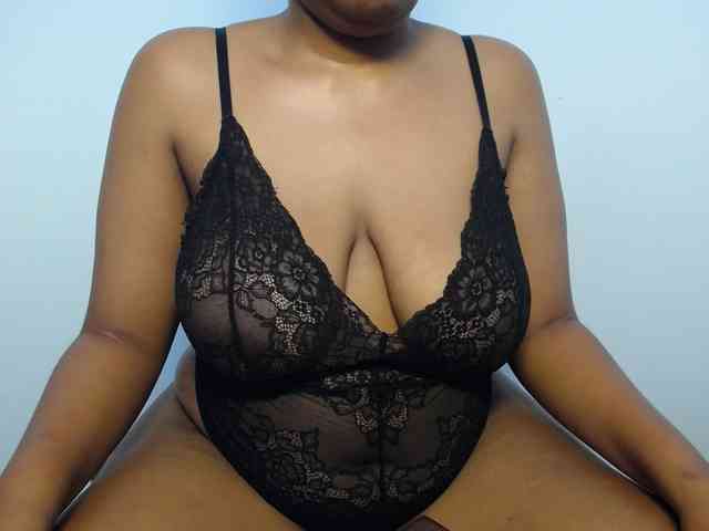 Sexybuttt webcam