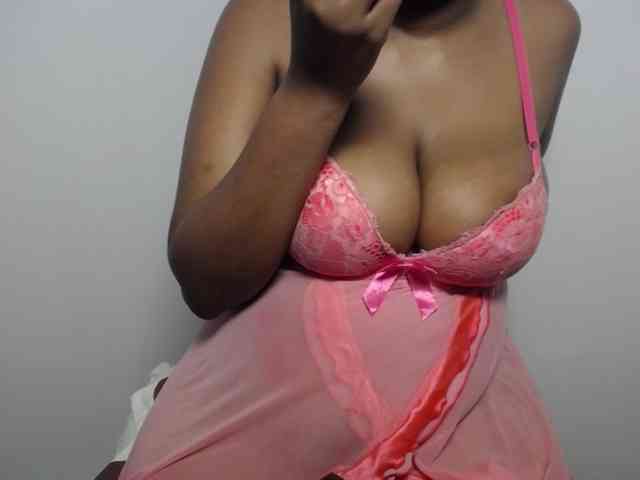Sexybuttt Live Webcam on BongaCams