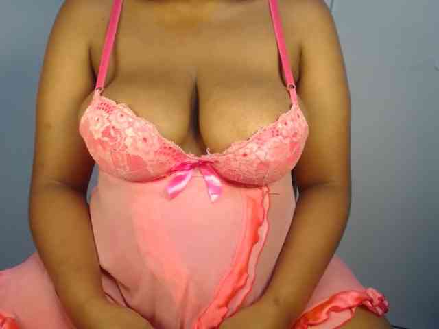 Sexybuttt webcam