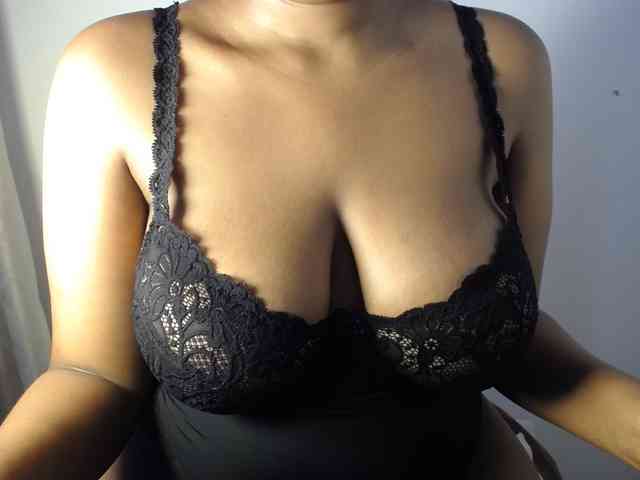Sexybuttt webcam