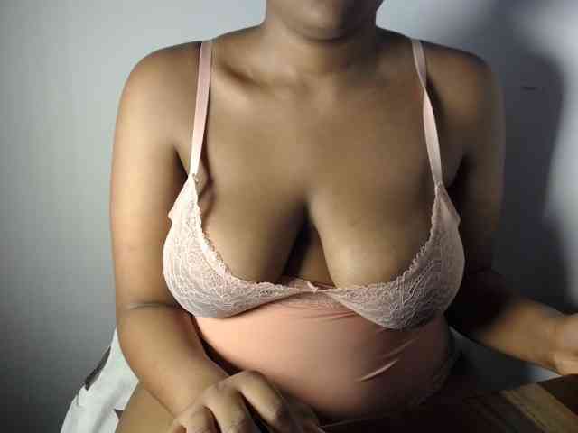 Sexybuttt webcam