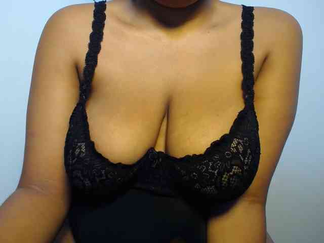 Sexybuttt webcam