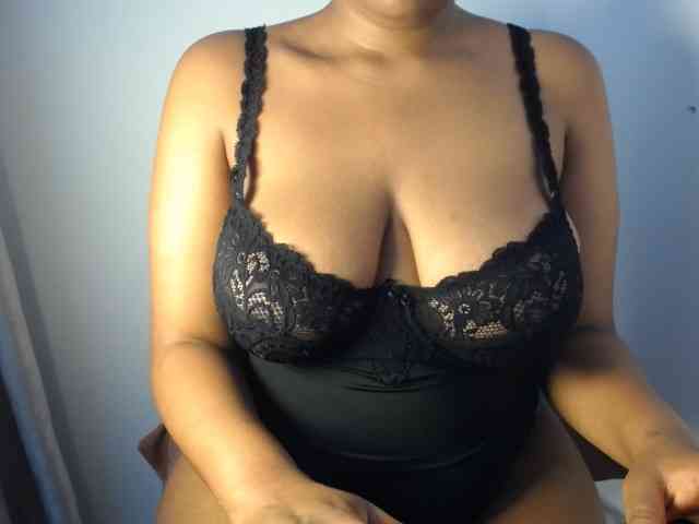 Sexybuttt webcam
