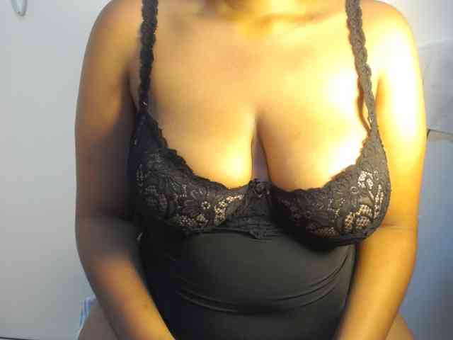Sexybuttt webcam