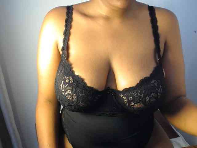 Sexybuttt webcam