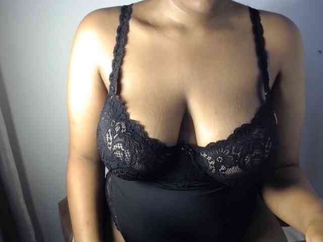 Sexybuttt webcam