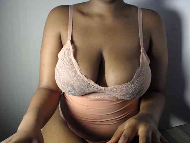 Sexybuttt webcam
