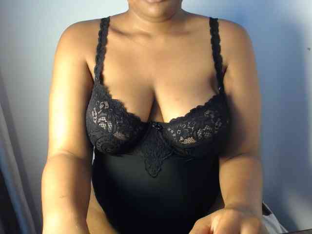 Sexybuttt webcam