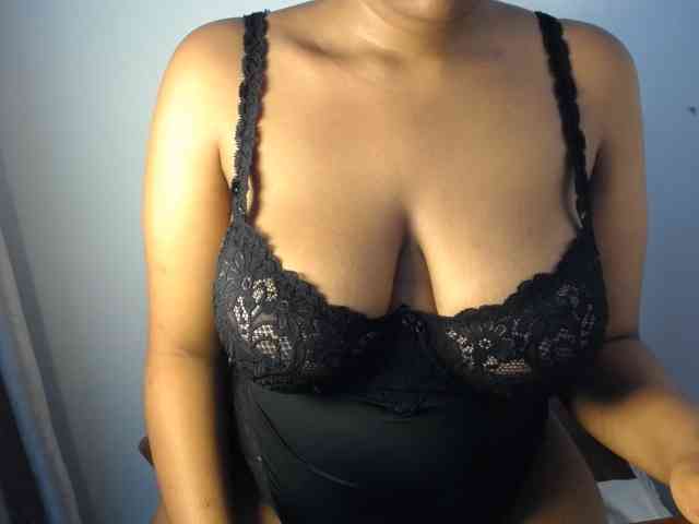 Sexybuttt webcam