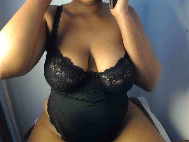 Sexybuttt webcam