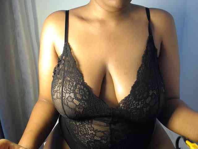 Sexybuttt webcam