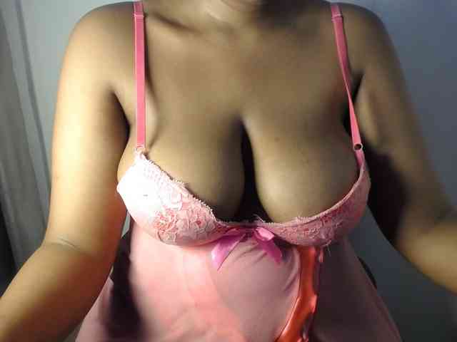 Sexybuttt webcam