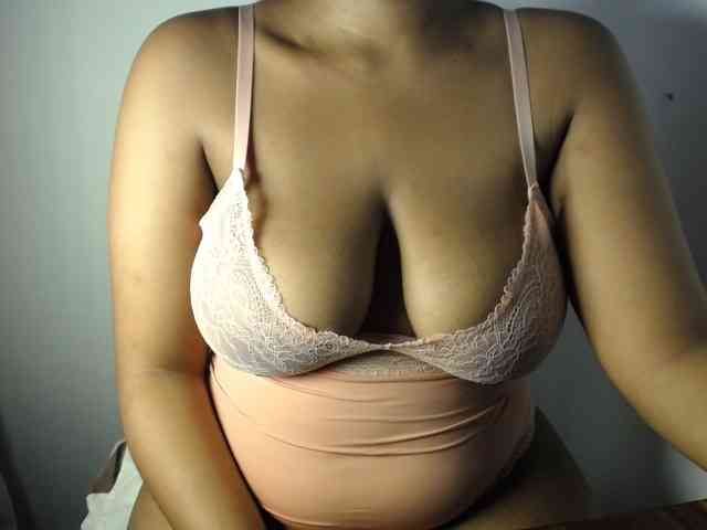 Sexybuttt webcam