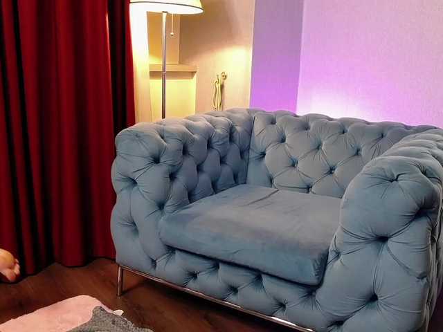 HaziranCasandra live cam on BongaCams
