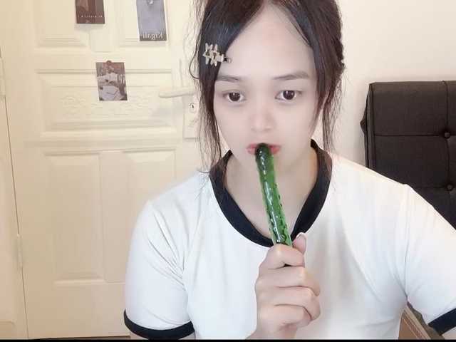 QQQ78879 live cam on BongaCams