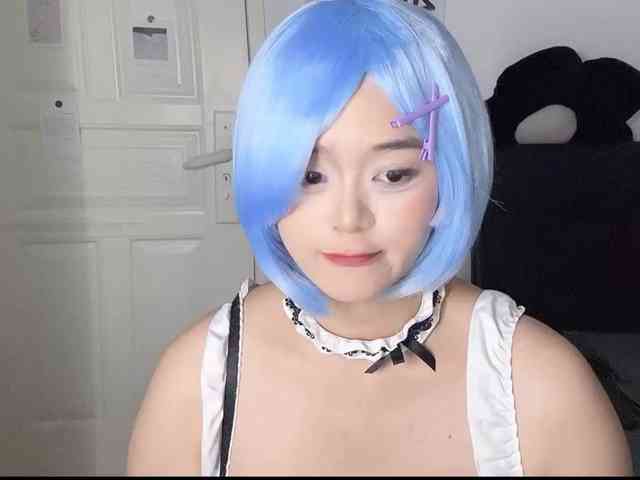 QQQ78879 webcam