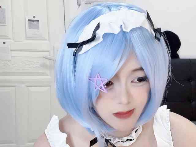 QQQ78879 webcam