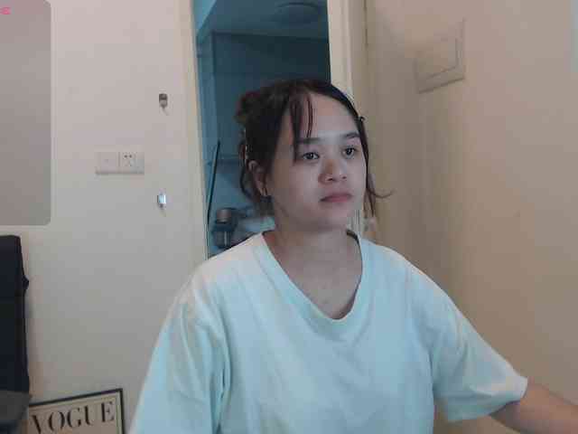QQQ78879 - Girl 