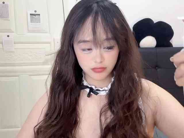 QQQ78879 webcam