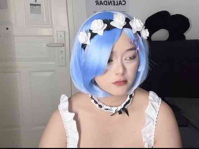 QQQ78879 webcam